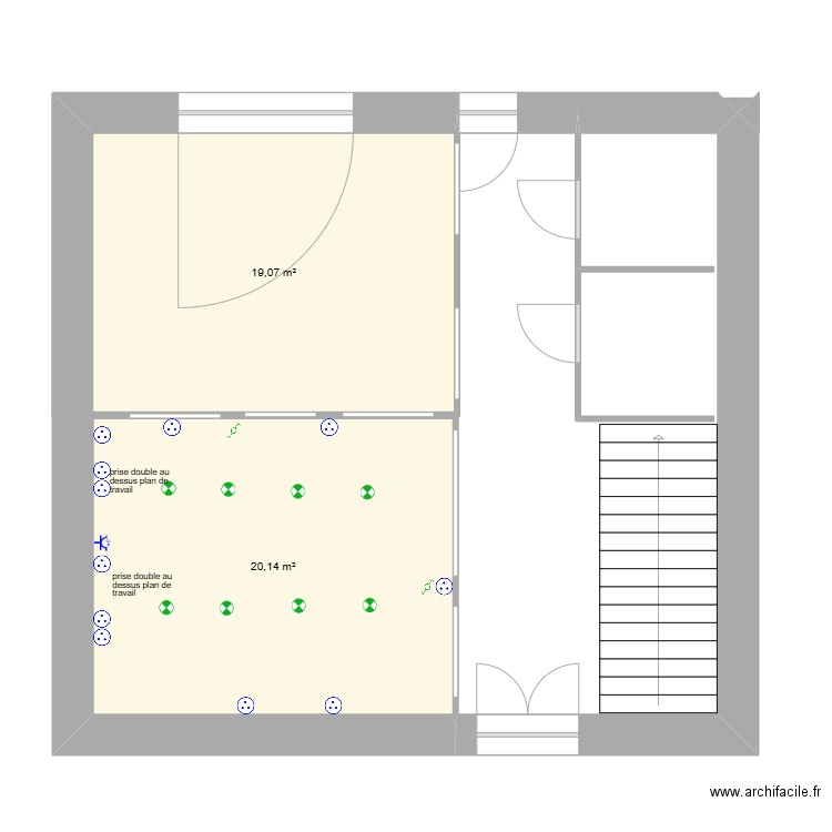 rez de chaussée. Plan de 2 pièces et 39 m2
