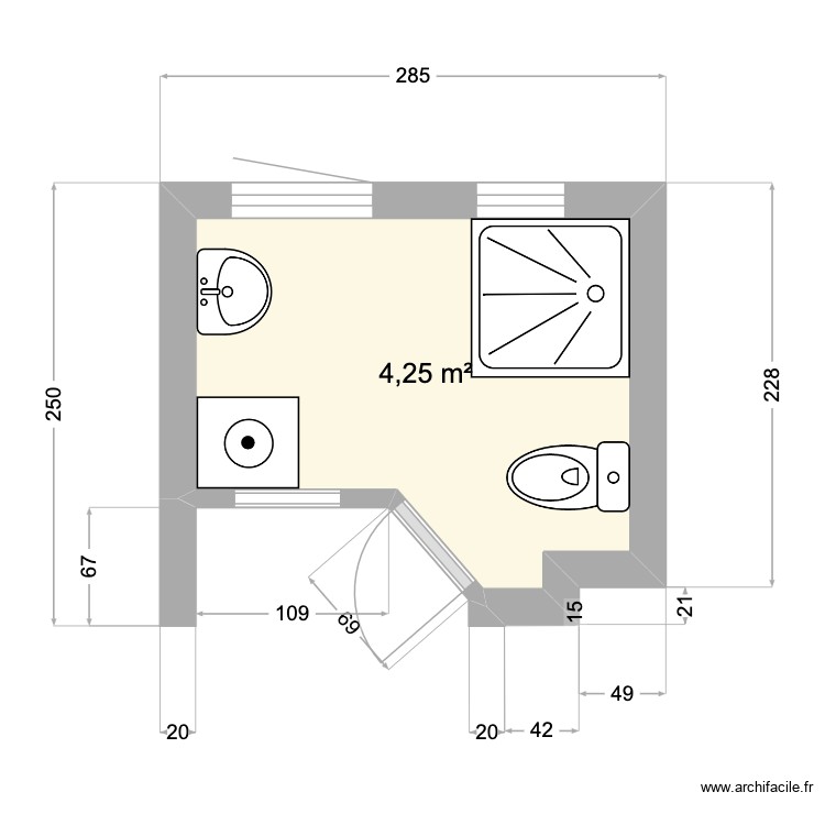 lucie sdb. Plan de 0 pièce et 0 m2