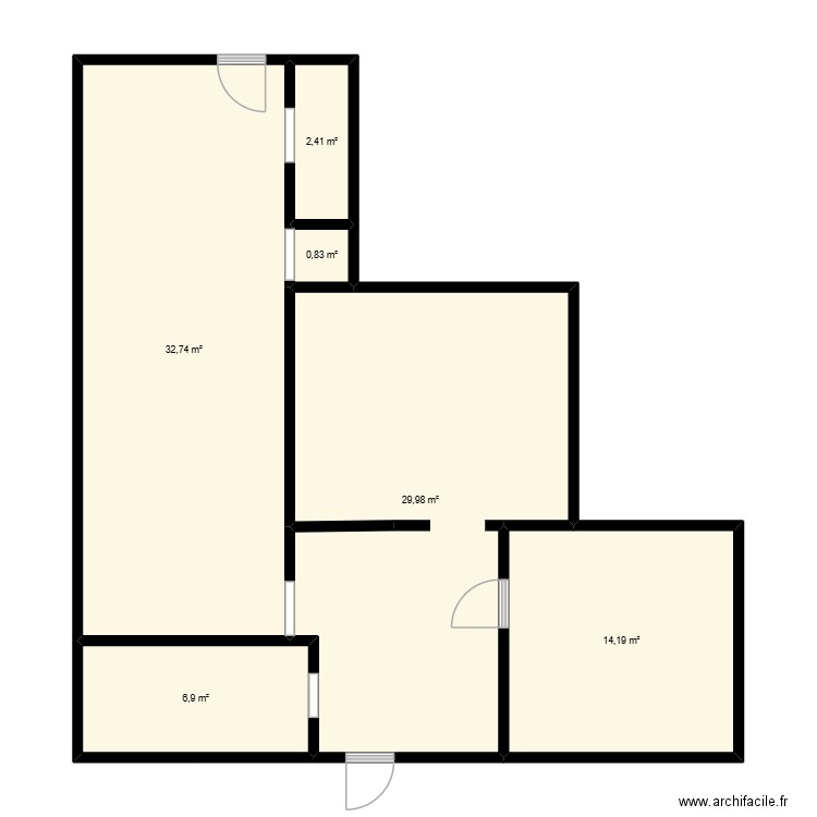 local discus. Plan de 6 pièces et 87 m2