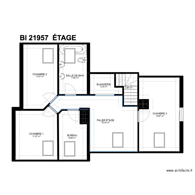 BI 21957 dépendances. Plan de 23 pièces et 174 m2