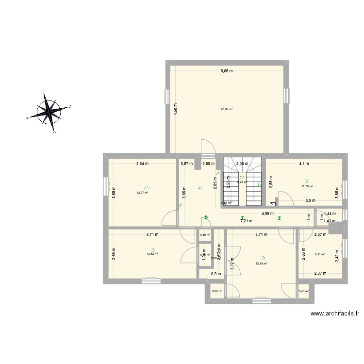 étage après. Plan de 13 pièces et 108 m2