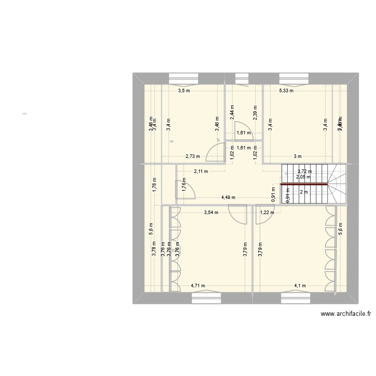Etage Mistrefi. Plan de 5 pièces et 79 m2