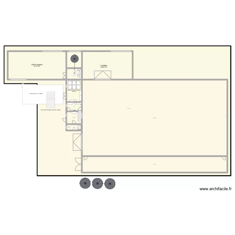 Poulailler 600m2 porte fumi&egrave;re interieur. Plan de 10 Pièces et 2527 m²
