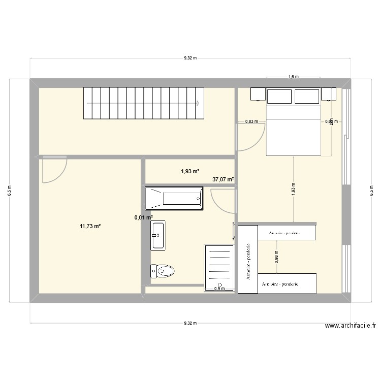 Grande salle de bain et penderie 5. Plan de 5 pièces et 51 m2