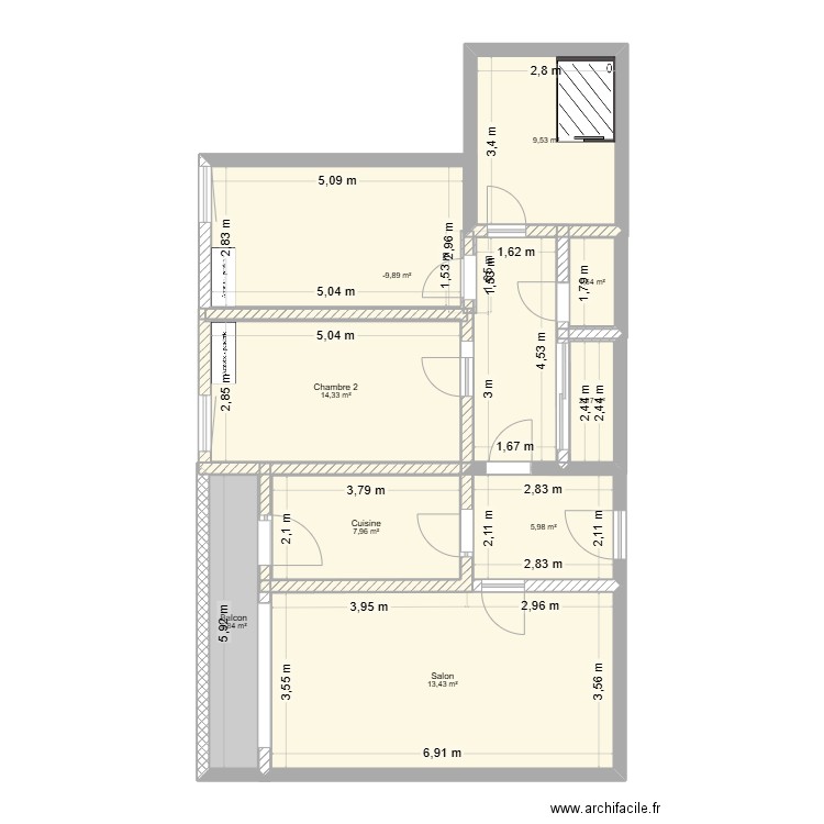 Appart Mariola. Plan de 9 pièces et 94 m2
