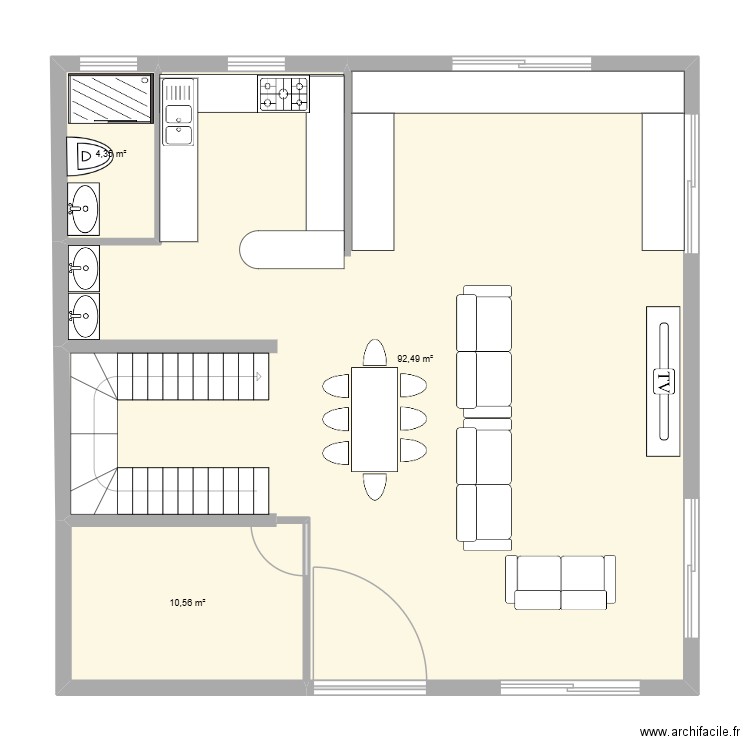 RDC. Plan de 3 pièces et 107 m2