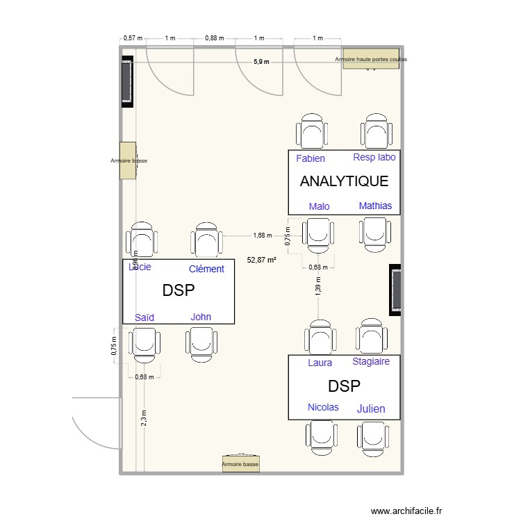 Etage b&acirc;timent. Plan de 0 pièce et 0 m2