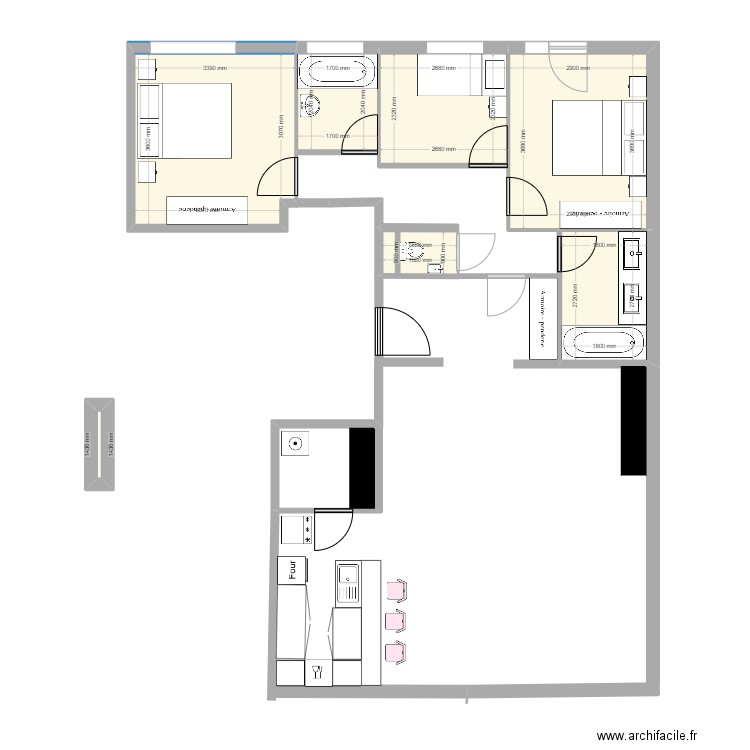 Arbre Benit. Plan de 7 pièces et 39 m2