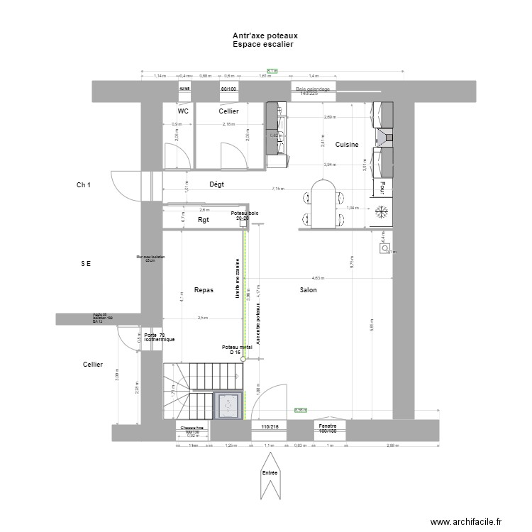 Entr'axe  Poteaux Espace Escalier* . Plan de 0 pièce et 0 m2