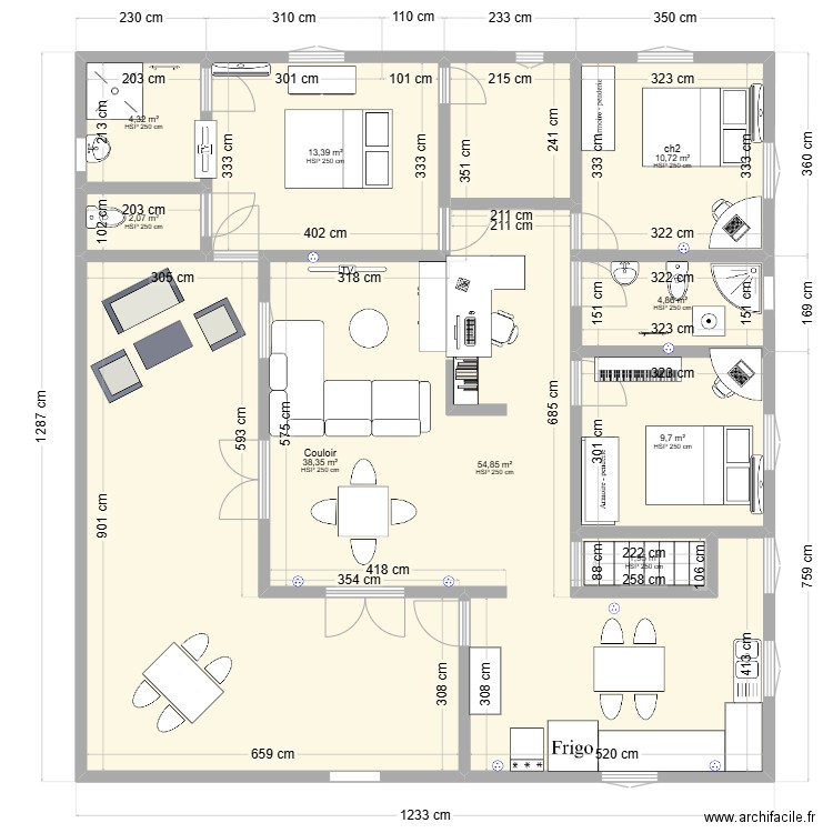 maison4. Plan de 9 pièces et 140 m2