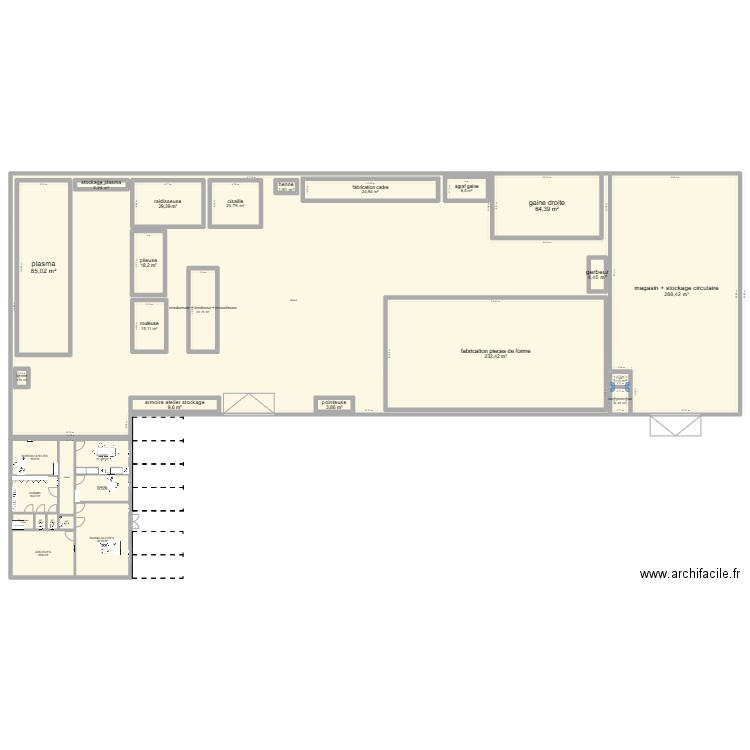 Atelier. Plan de 31 pièces et 2332 m2
