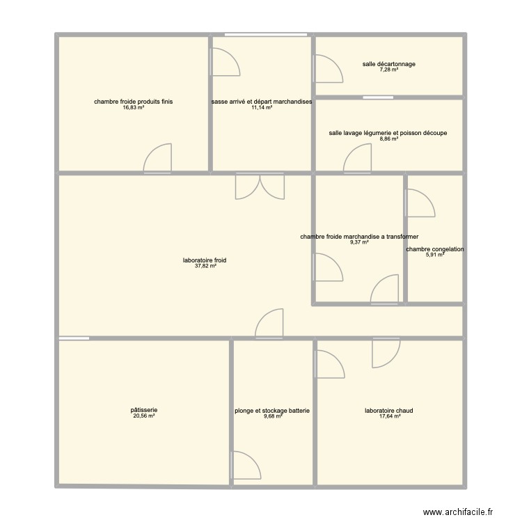 labo. Plan de 10 pièces et 145 m2