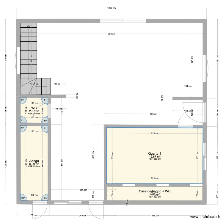 Casa escondida RDC. Plan de 4 pièces et 28 m2