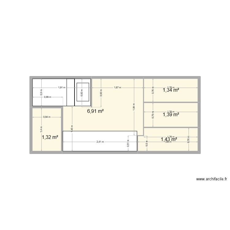 CAMION 2. Plan de 5 pièces et 12 m2