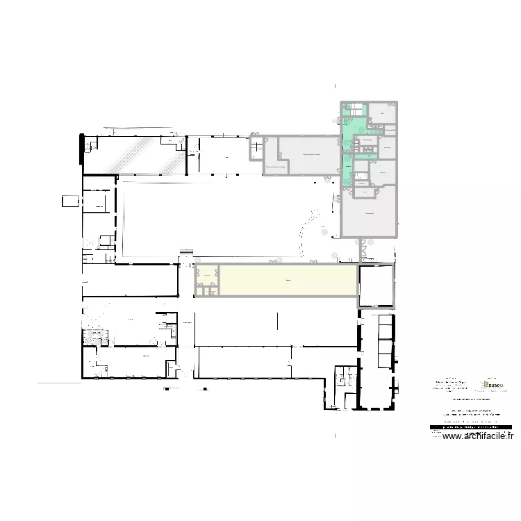 RDC Neige. Plan de 28 et 783 m² RDC Neige. Plan de 28 et 783 m²