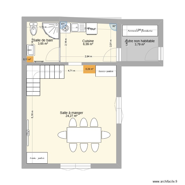 FEy. Plan de 7 pièces et 70 m2