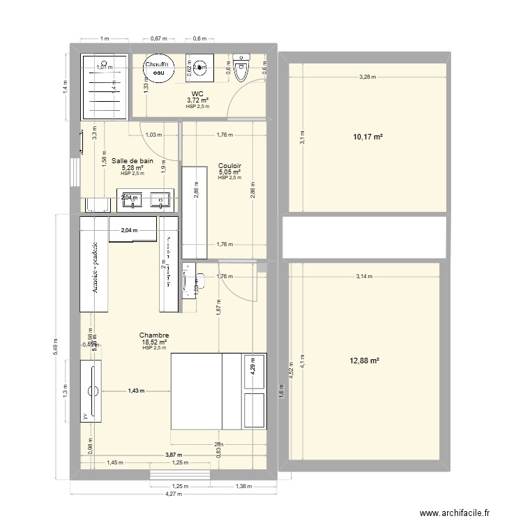 EXT.2. Plan de 6 pièces et 56 m2