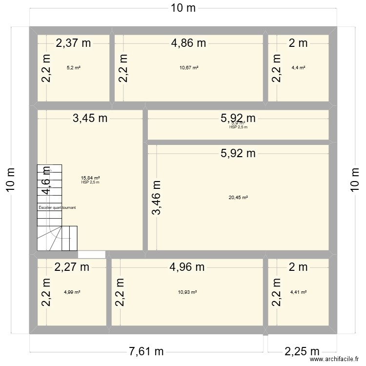etage. Plan de 9 pièces et 83 m2