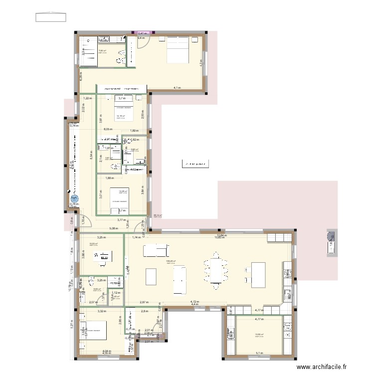 R/C. Plan de 11 pièces et 408 m2