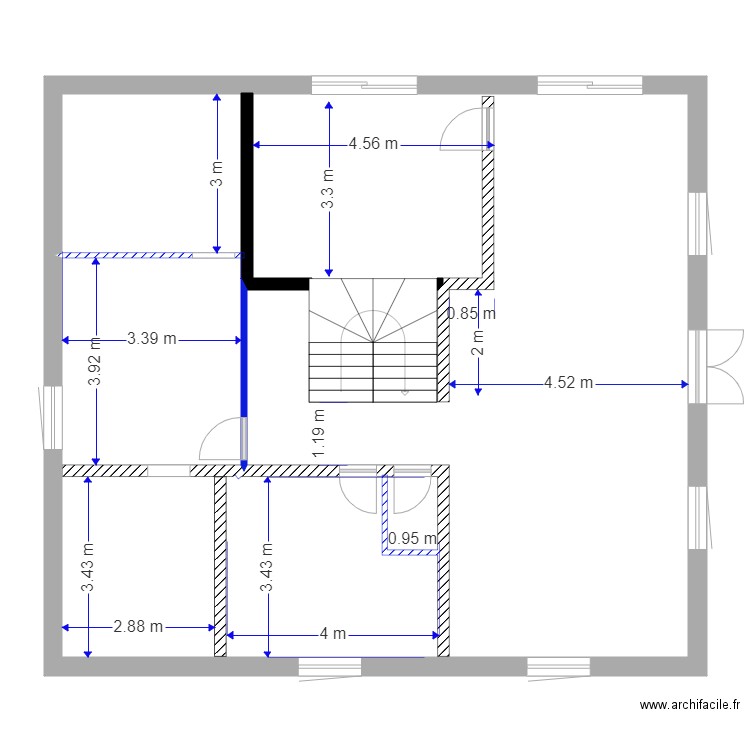 41 renové. Plan de 1 pièce et 126 m2