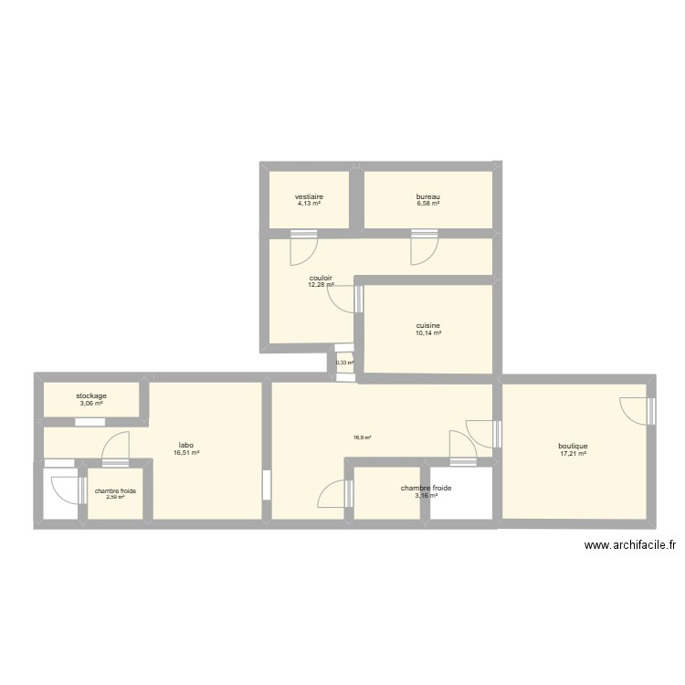 boucherie. Plan de 11 pièces et 94 m2