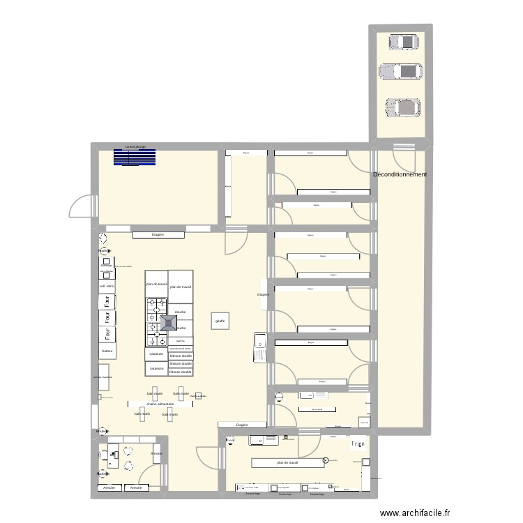 cuisine. Plan de 13 pièces et 132 m2