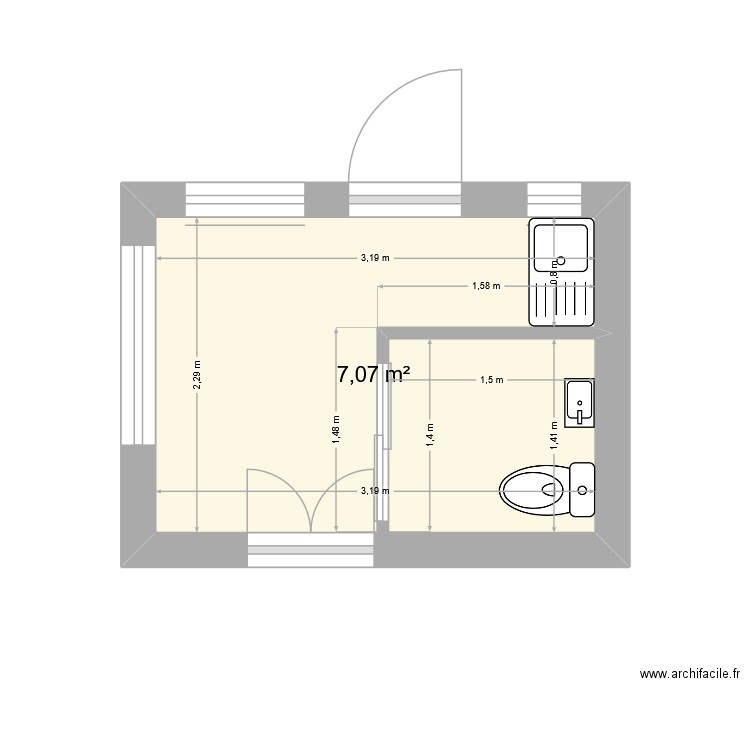 piece du fond avec WC. Plan de 1 pièce et 7 m2