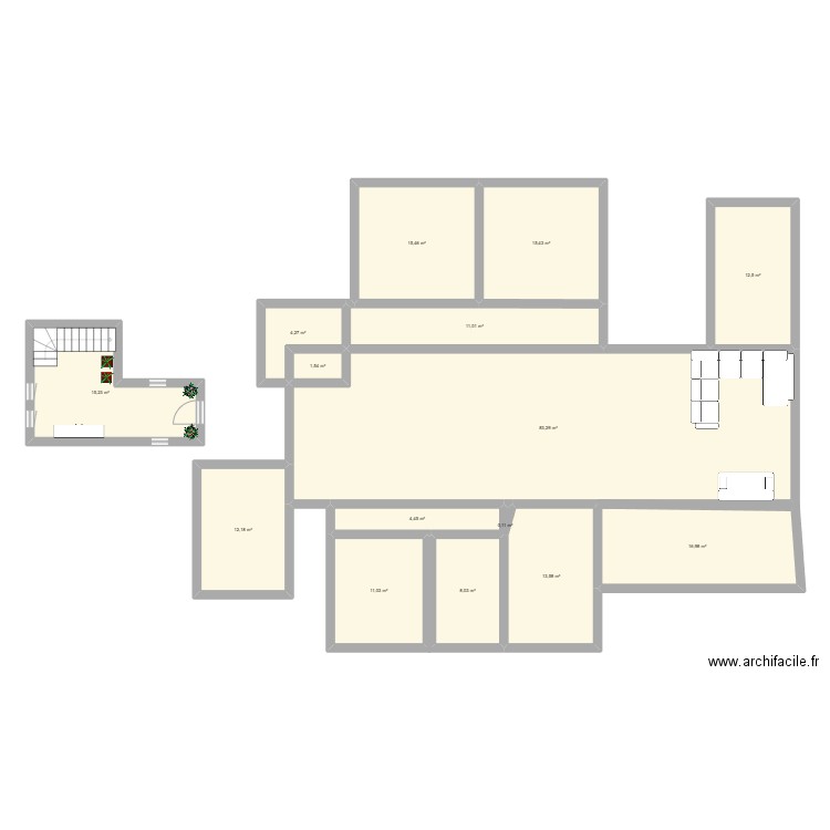 maifjesp. Plan de 15 pièces et 225 m2