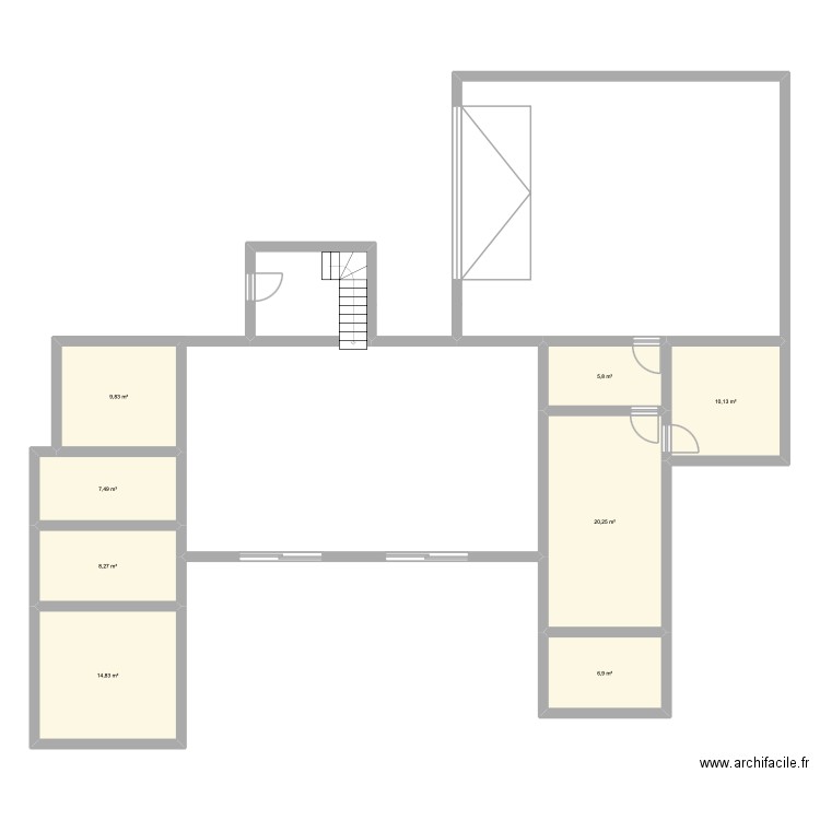 Test SPDM. Plan de 8 pièces et 84 m2