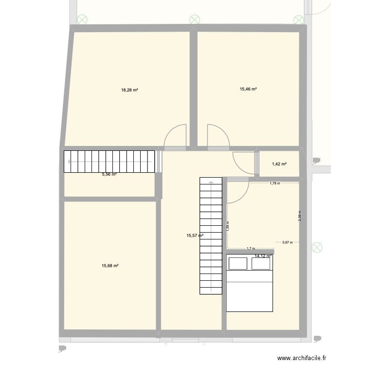 Etage chambre amis. Plan de 15 pièces et 228 m2