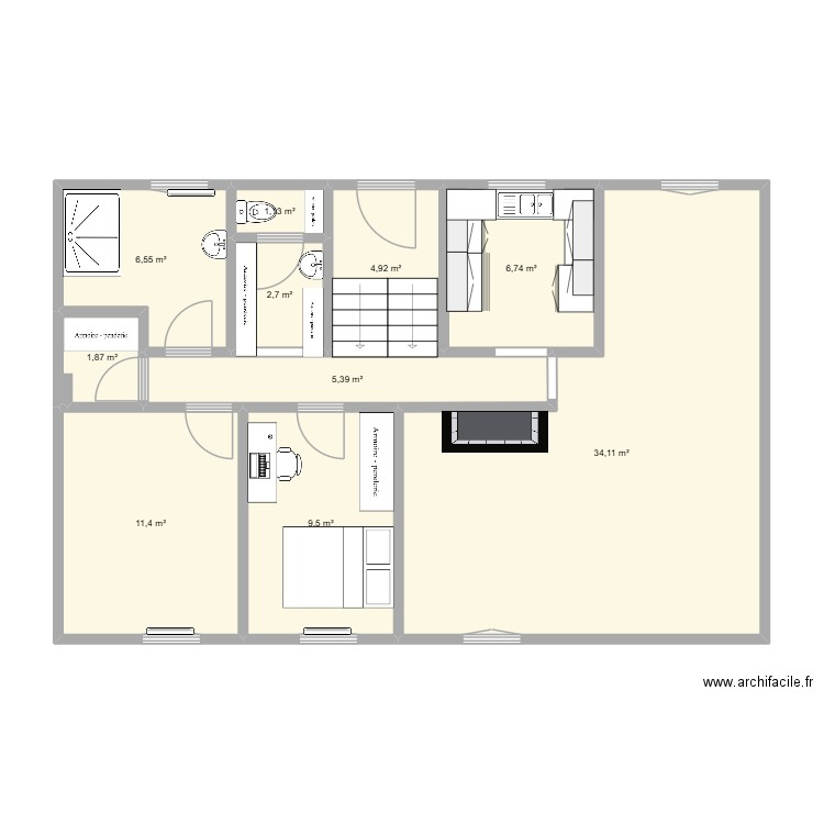 Maison Santeuil. Plan de 10 pièces et 84 m2