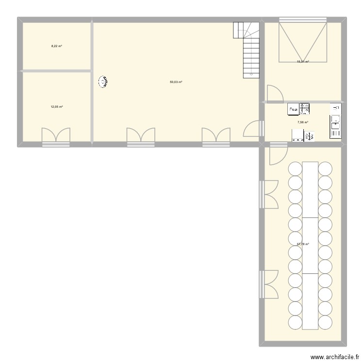 salle des fetes. Plan de 6 pièces et 131 m2