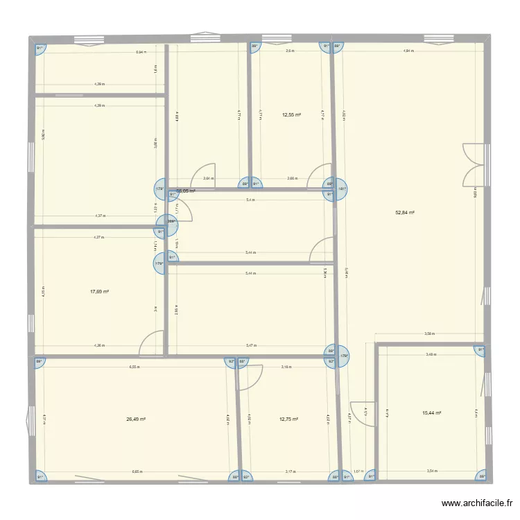pitak. Plan de 7  et 204 m²