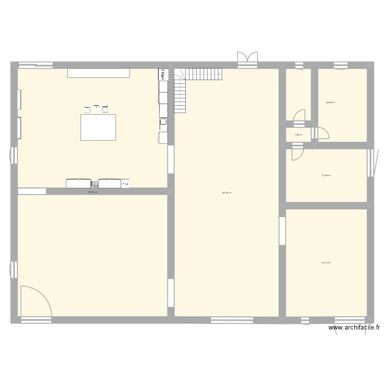 HOME. Plan de 6 pièces et 396 m2