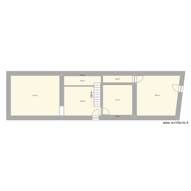 greg1. Plan de 8 pièces et 88 m2