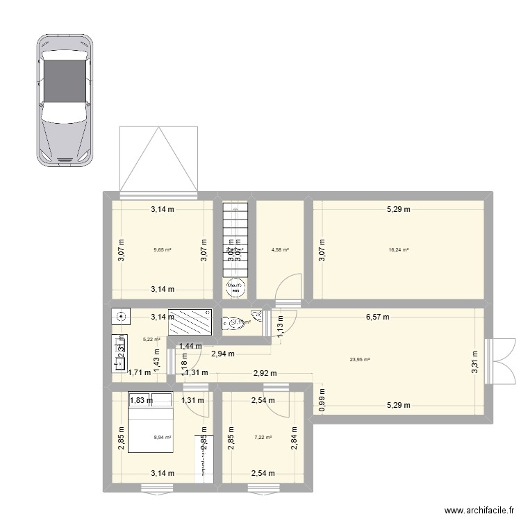 bas maison. Plan de 9 pièces et 79 m2