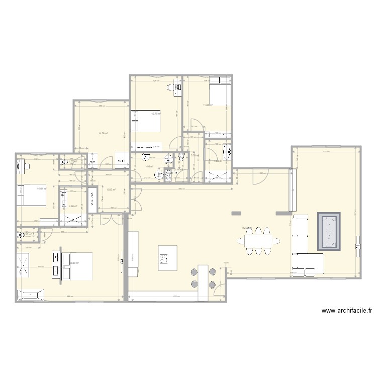 mike caracole. Plan de 15 pièces et 230 m2