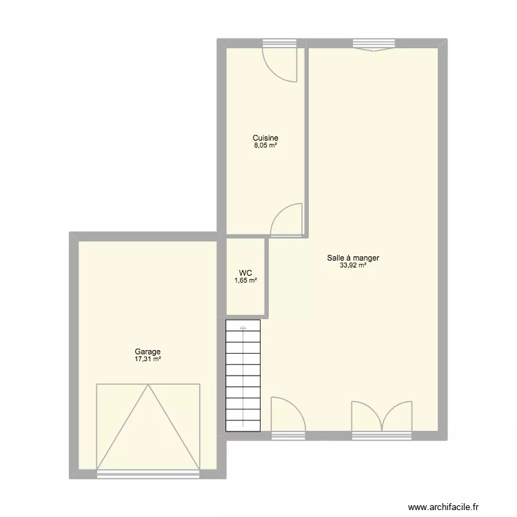 MAESTRE. Plan de 4  et 61 m²