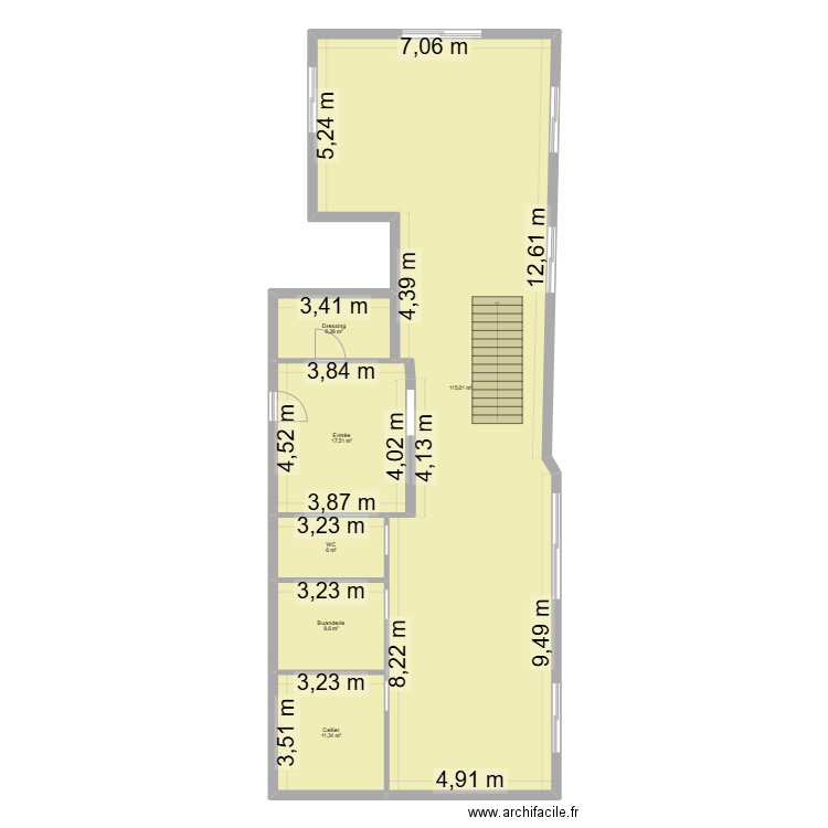 PEPINE PLAN VIDE. Plan de 6 pièces et 165 m2