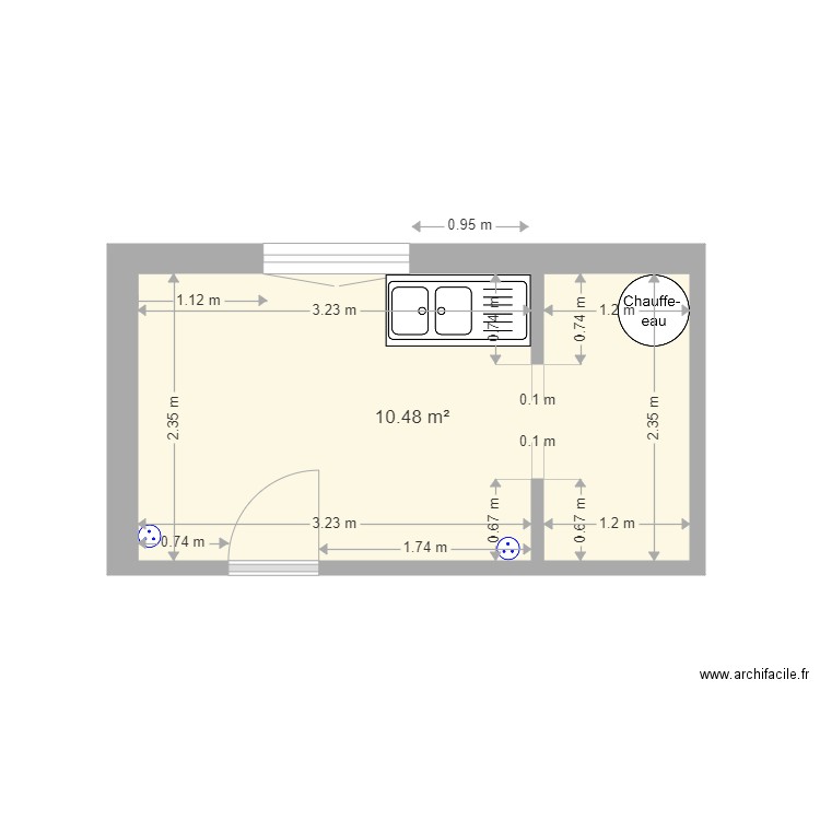 Cuisine vide. Plan de 1 pièce et 10 m2