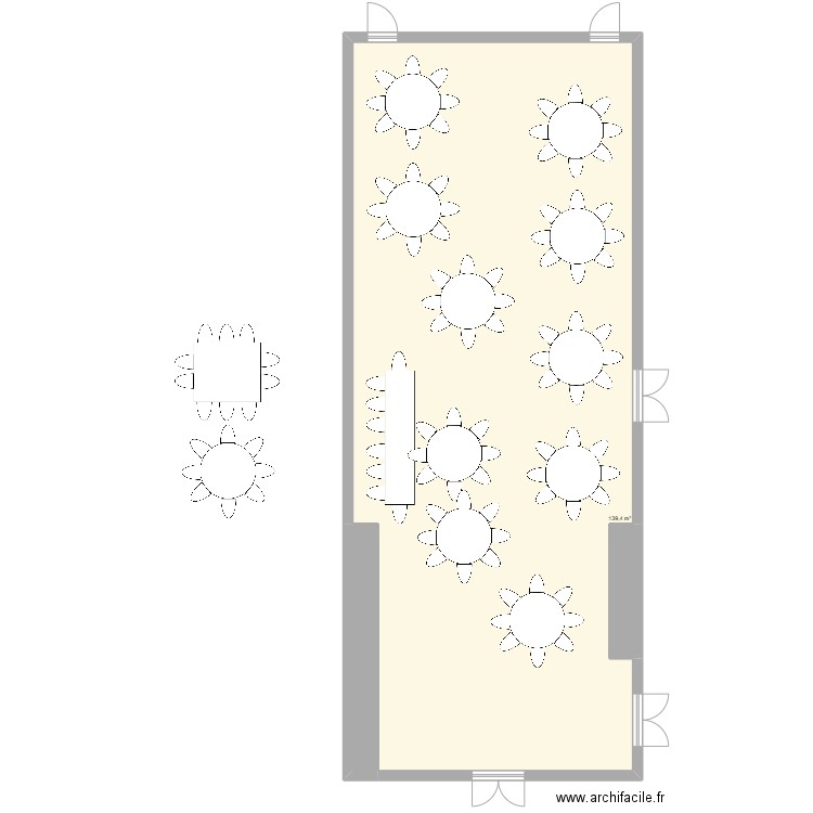 OISELIERE. Plan de 3 pièces et 146 m2