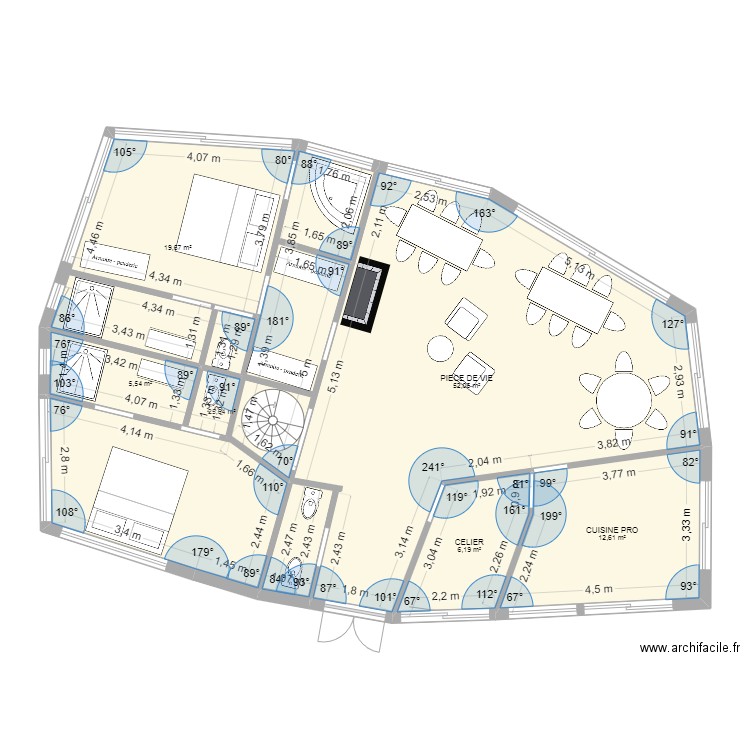 AUDDE -1. Plan de 6 pièces et 122 m2