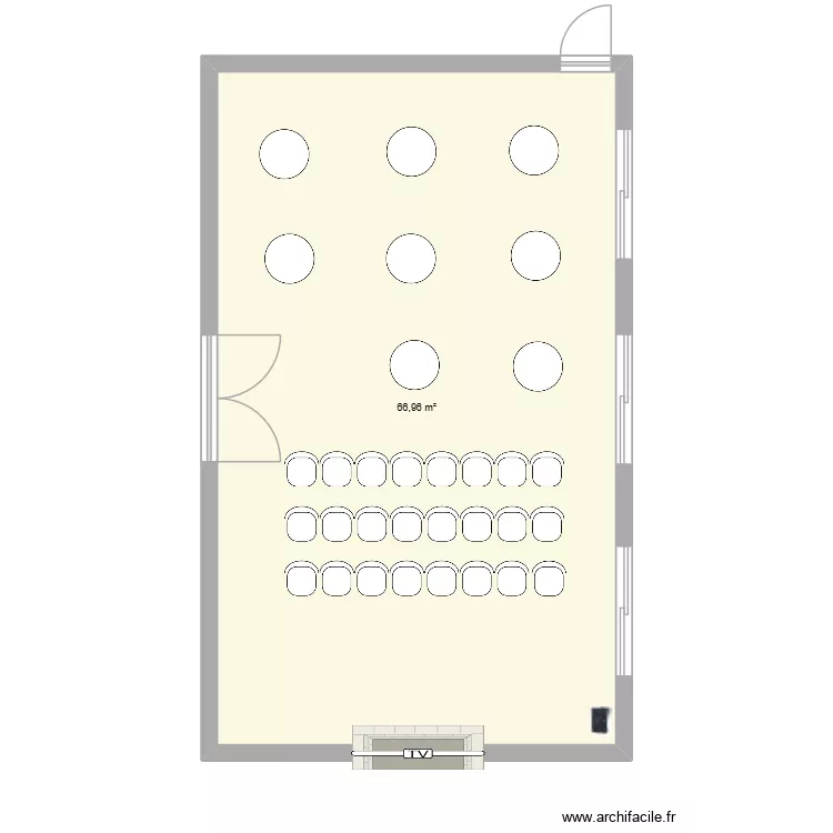 Salle Risset avec 24 chaises. Plan de 1  et 67 m²