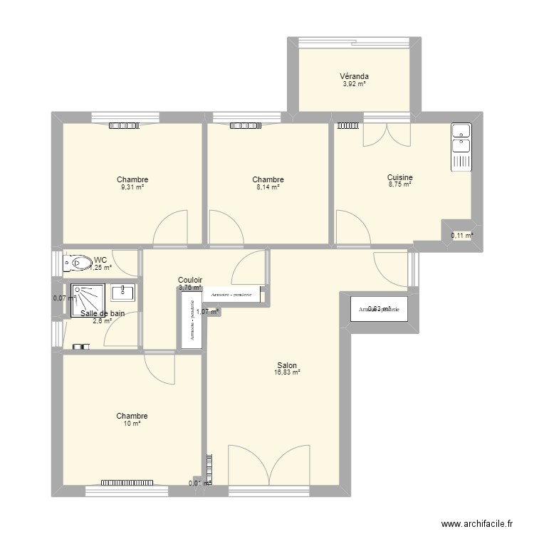 St Egrève. Plan de 14 pièces et 67 m2