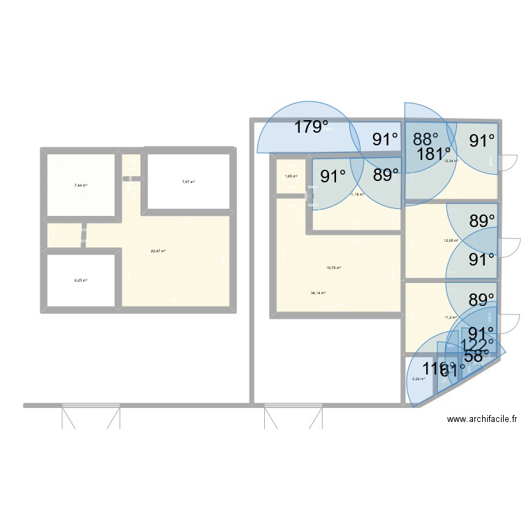 Location. Plan de 14 pièces et 150 m2