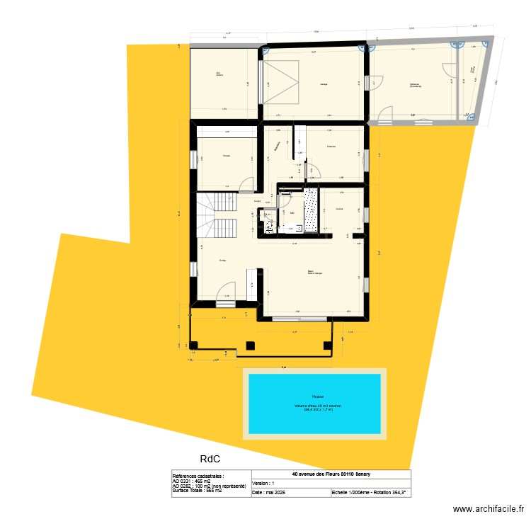 Plan maison v4. Plan de 15 pièces et 260 m2