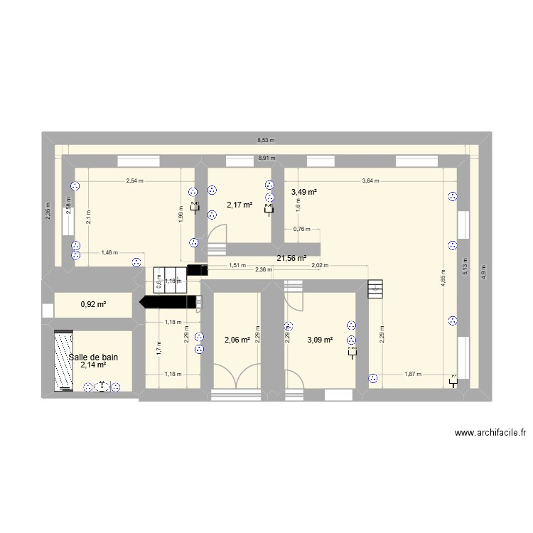 haut. Plan de 7 pièces et 35 m2
