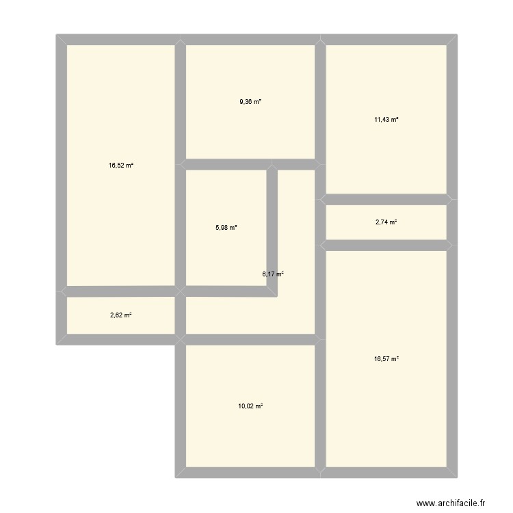 aigre 69.92. Plan de 8 pièces et 82 m2