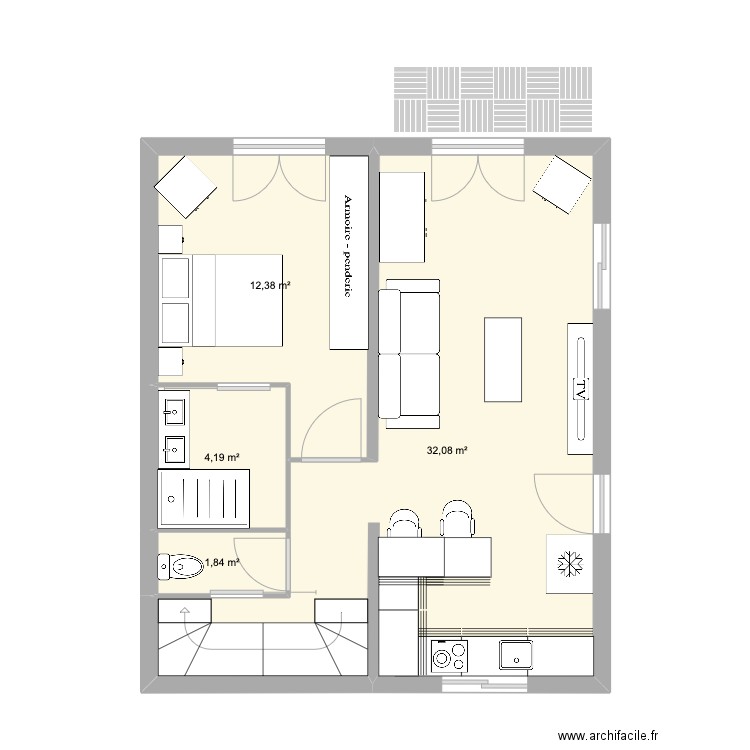mom's house - bas. Plan de 4 pièces et 50 m2