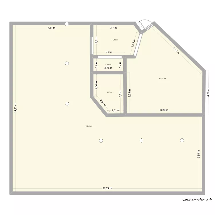 restaurant flic en flac. Plan de 5  et 245 m²